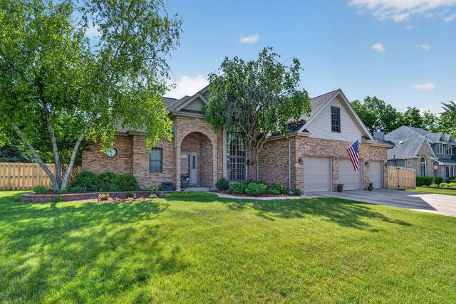 24453 S Blackhawk Drive, Channahon, IL 60410