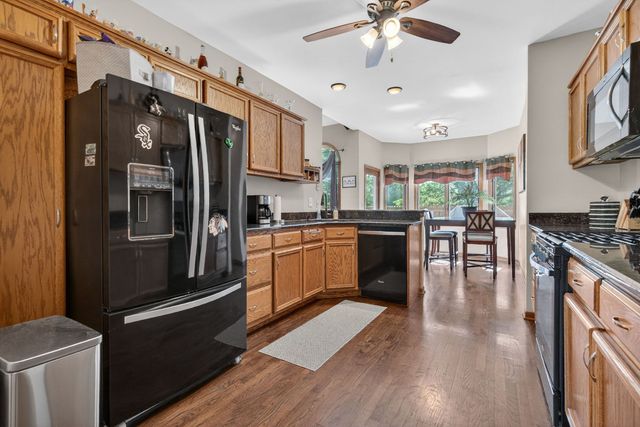 24453 S Blackhawk Drive, Channahon, IL 60410