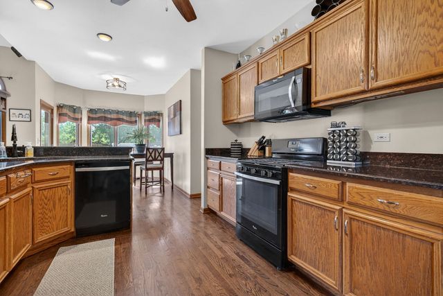 24453 S Blackhawk Drive, Channahon, IL 60410