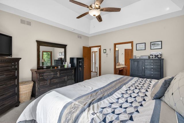 24453 S Blackhawk Drive, Channahon, IL 60410