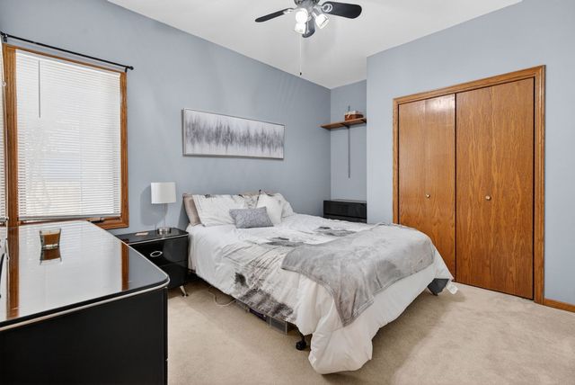 24453 S Blackhawk Drive, Channahon, IL 60410