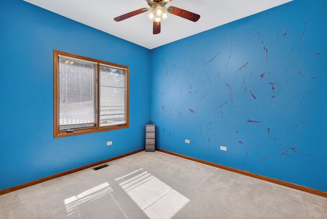 24453 S Blackhawk Drive, Channahon, IL 60410