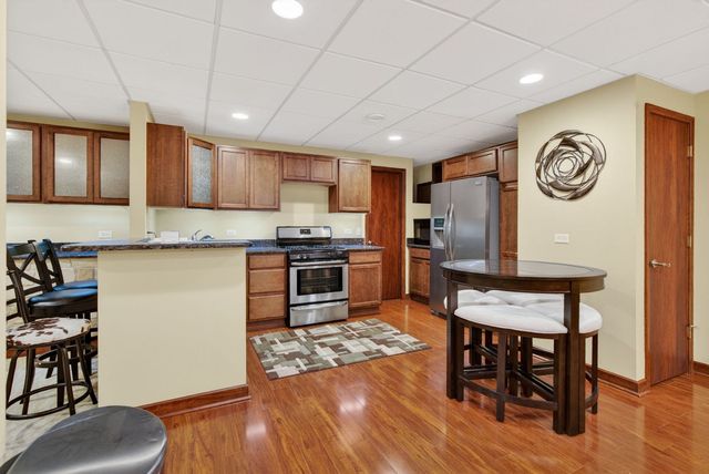 24453 S Blackhawk Drive, Channahon, IL 60410