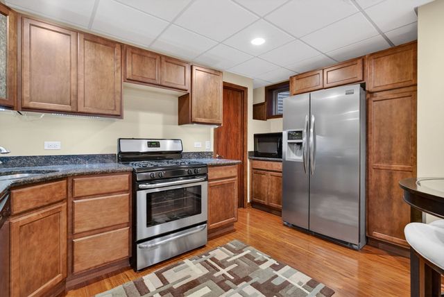 24453 S Blackhawk Drive, Channahon, IL 60410