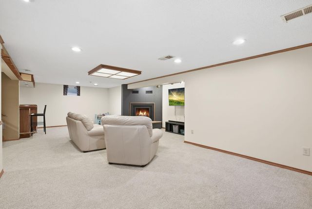 4549 Nevada Avenue N, New Hope, MN 55428