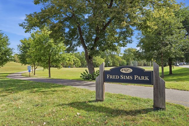 4549 Nevada Avenue N, New Hope, MN 55428