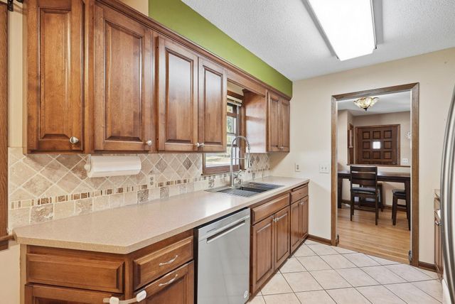 4549 Nevada Avenue N, New Hope, MN 55428