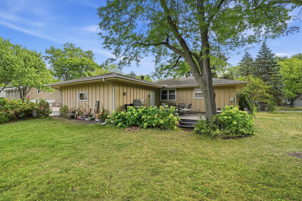 4549 Nevada Avenue N, New Hope, MN 55428 — photo 4