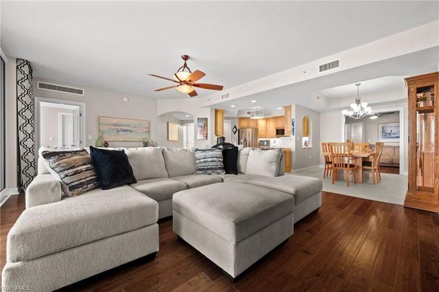 2090 W First ST G807, Fort Myers, FL 33901