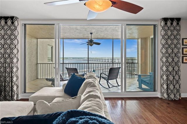 2090 W First ST G807, Fort Myers, FL 33901