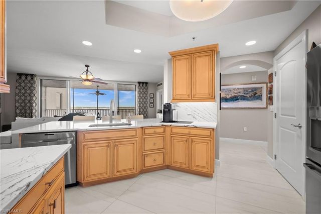 2090 W First ST G807, Fort Myers, FL 33901