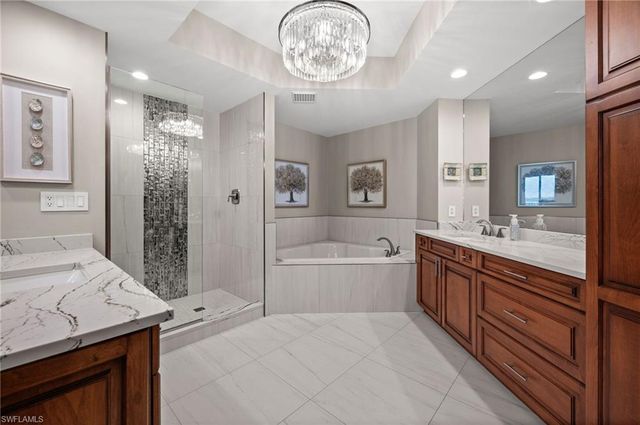 2090 W First ST G807, Fort Myers, FL 33901