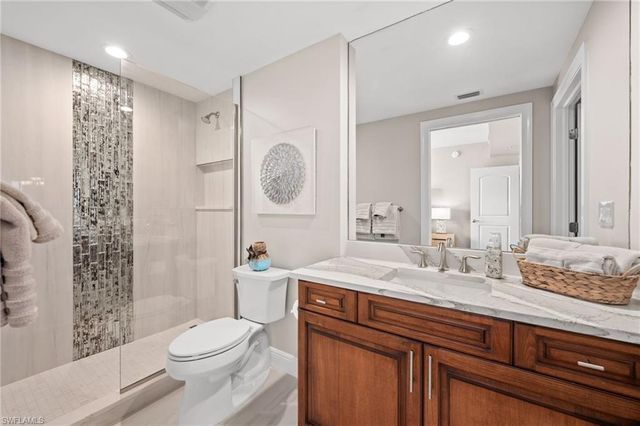 2090 W First ST G807, Fort Myers, FL 33901