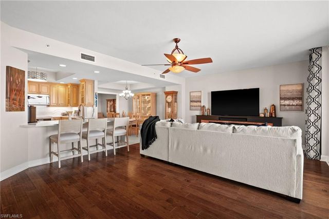 2090 W First ST G807, Fort Myers, FL 33901