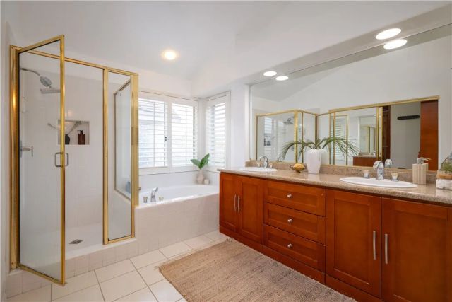 998 S Sedona, Anaheim, CA 92808