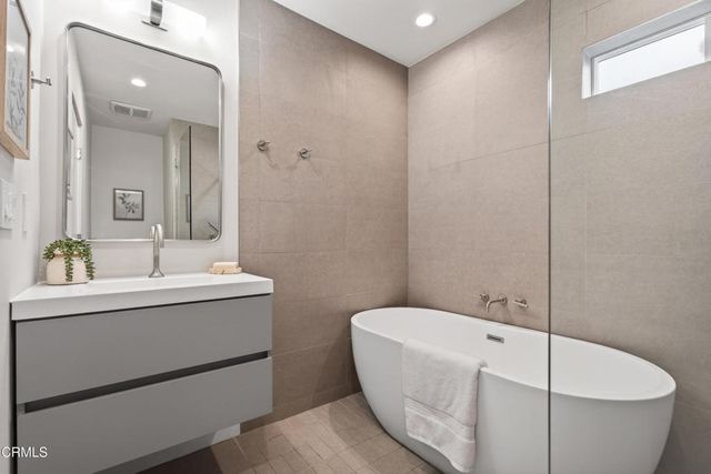 1088 Montecito Drive, Los Angeles, CA 90031