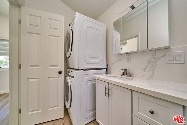 347 S Highland Avenue, Los Angeles, CA 90036