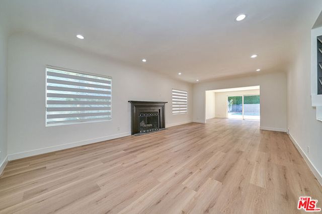 347 S Highland Avenue, Los Angeles, CA 90036
