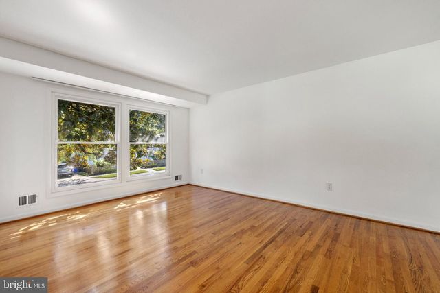 2409 HAYDEN DR, Silver Spring, MD 20902