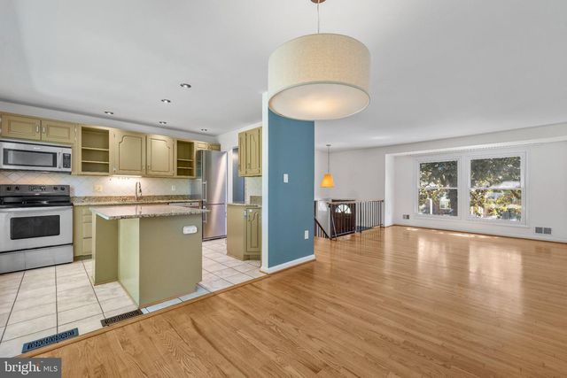 2409 HAYDEN DR, Silver Spring, MD 20902