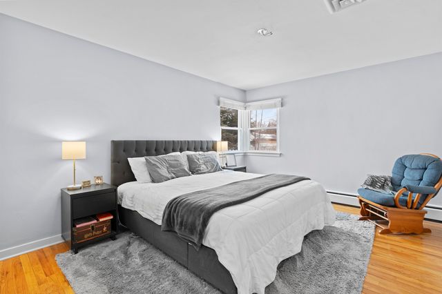 310 Burns Street, Essexville, MI 48732