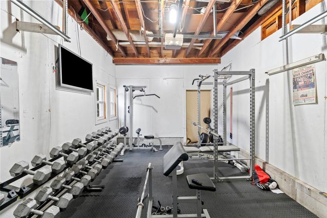 310 Burns Street, Essexville, MI 48732