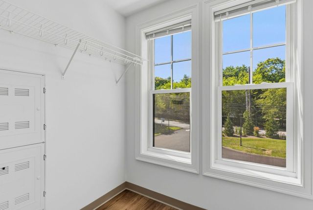 26 Union St 206, Natick, MA 01760