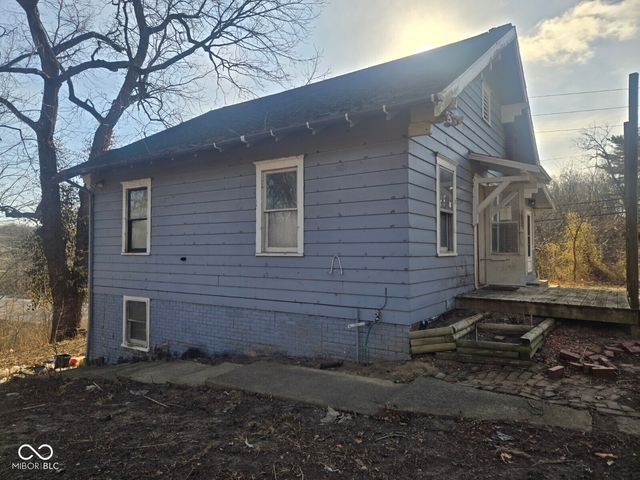 10750 E Us Highway 40, Terre Haute, IN 47803