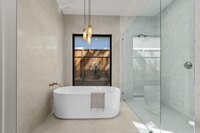 5556 Fetz Ln, Fair Oaks, CA 95628