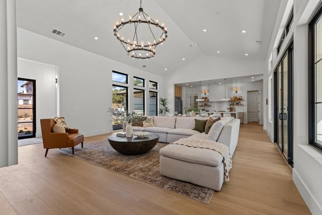 5556 Fetz Ln, Fair Oaks, CA 95628