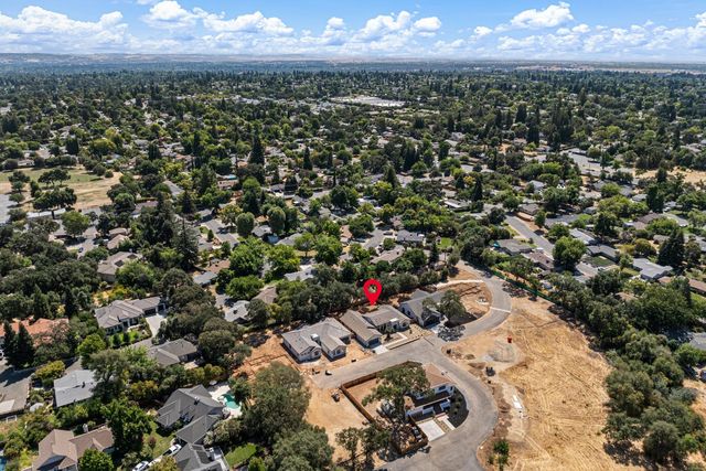 5556 Fetz Ln, Fair Oaks, CA 95628