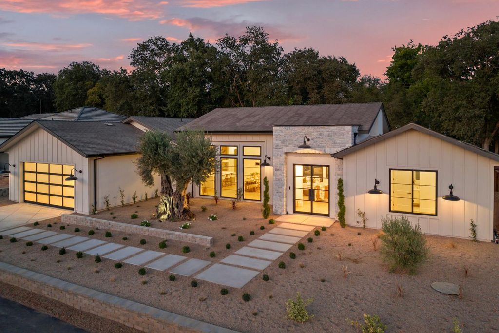 5556 Fetz Ln, Fair Oaks, CA 95628