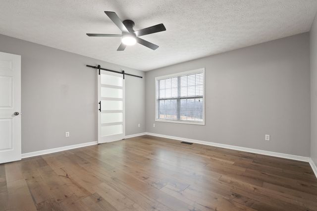 3435 Northwind Dr, Cookeville, TN 38506