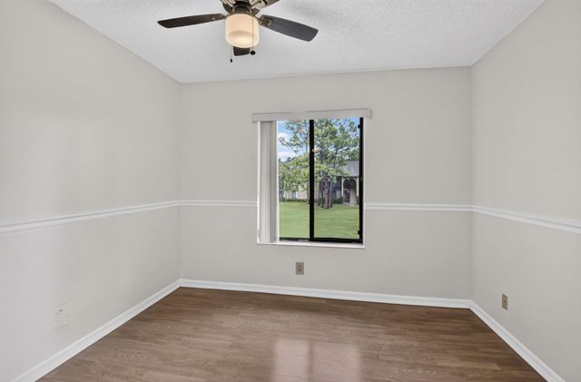 720 SUNNY PINE Way G2, Greenacres, FL 33415