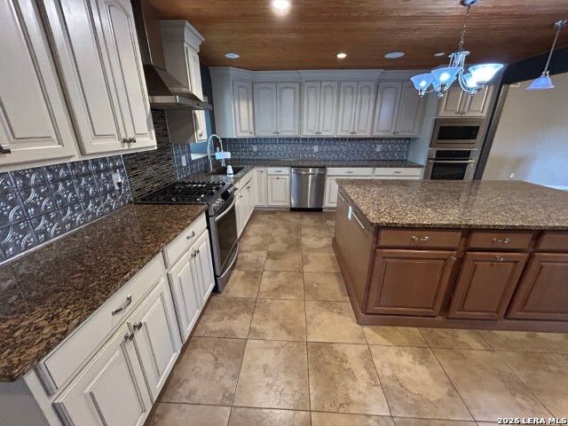 66 Brookhollow, Wimberley, TX 78676