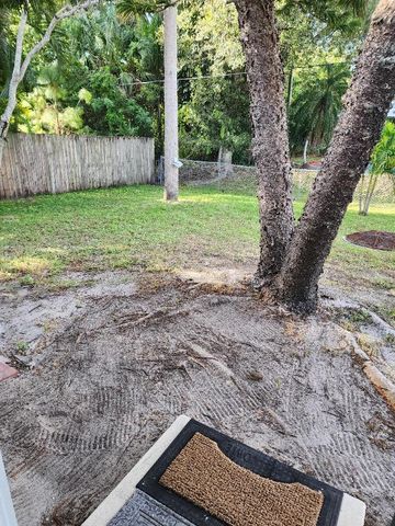 609 Brookedge Terrace, Sebastian, FL 32958