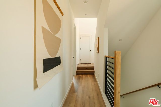 3863 N Riley Lane, Los Angeles, CA 90065