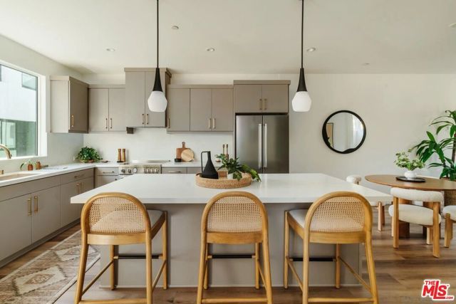 3863 N Riley Lane, Los Angeles, CA 90065