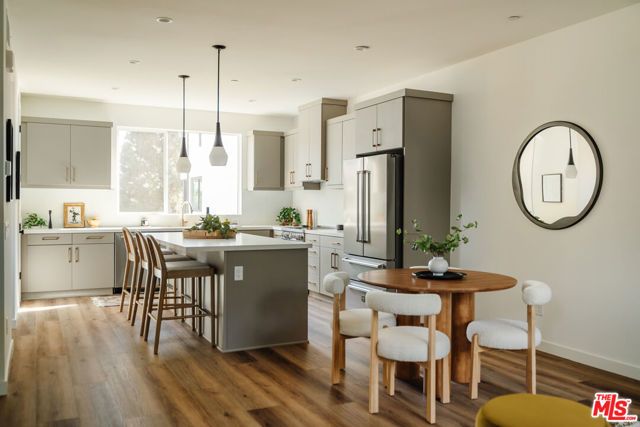 3863 N Riley Lane, Los Angeles, CA 90065