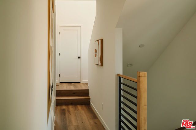 3863 N Riley Lane, Los Angeles, CA 90065