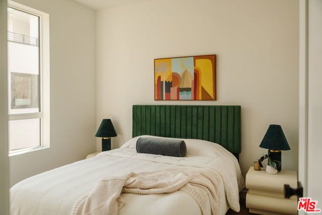 3863 N Riley Lane, Los Angeles, CA 90065