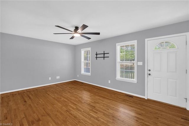 4082 Snyder Ridge Lane, Winston-salem, NC 27107