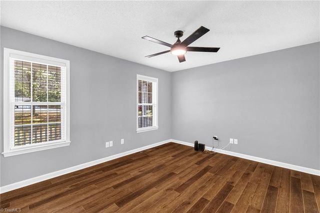 4082 Snyder Ridge Lane, Winston-salem, NC 27107