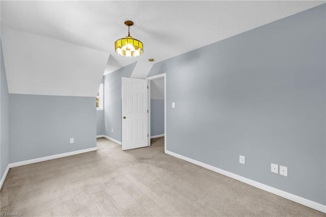 4082 Snyder Ridge Lane, Winston-salem, NC 27107