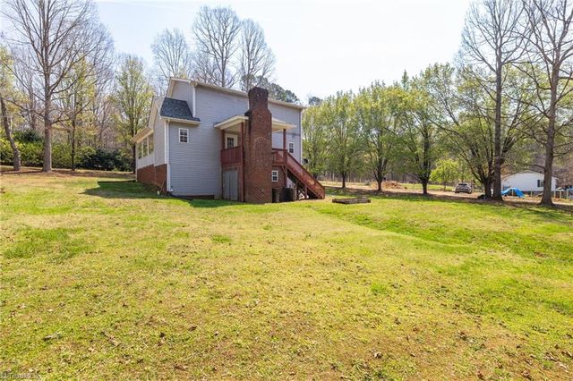 4082 Snyder Ridge Lane, Winston-salem, NC 27107