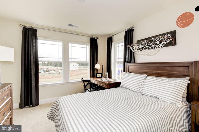 5446 NEWPORT CIR, White Plains, MD 20695