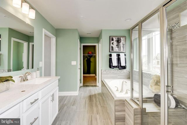 5446 NEWPORT CIR, White Plains, MD 20695