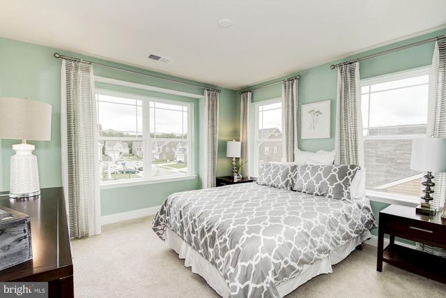 5446 NEWPORT CIR, White Plains, MD 20695