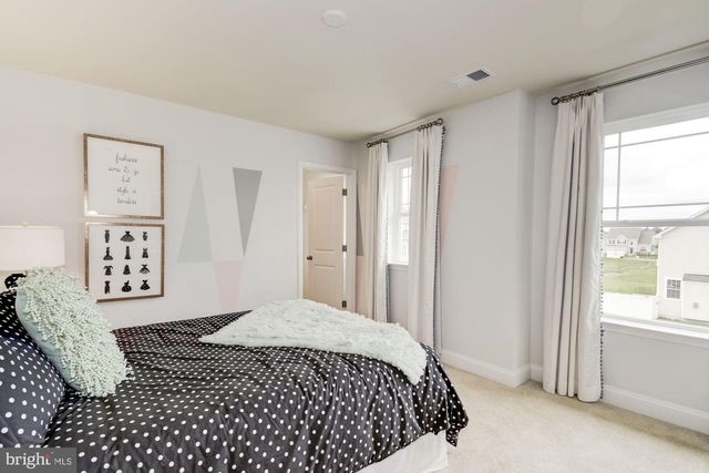 5446 NEWPORT CIR, White Plains, MD 20695