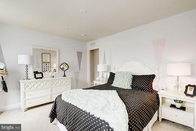 5446 NEWPORT CIR, White Plains, MD 20695